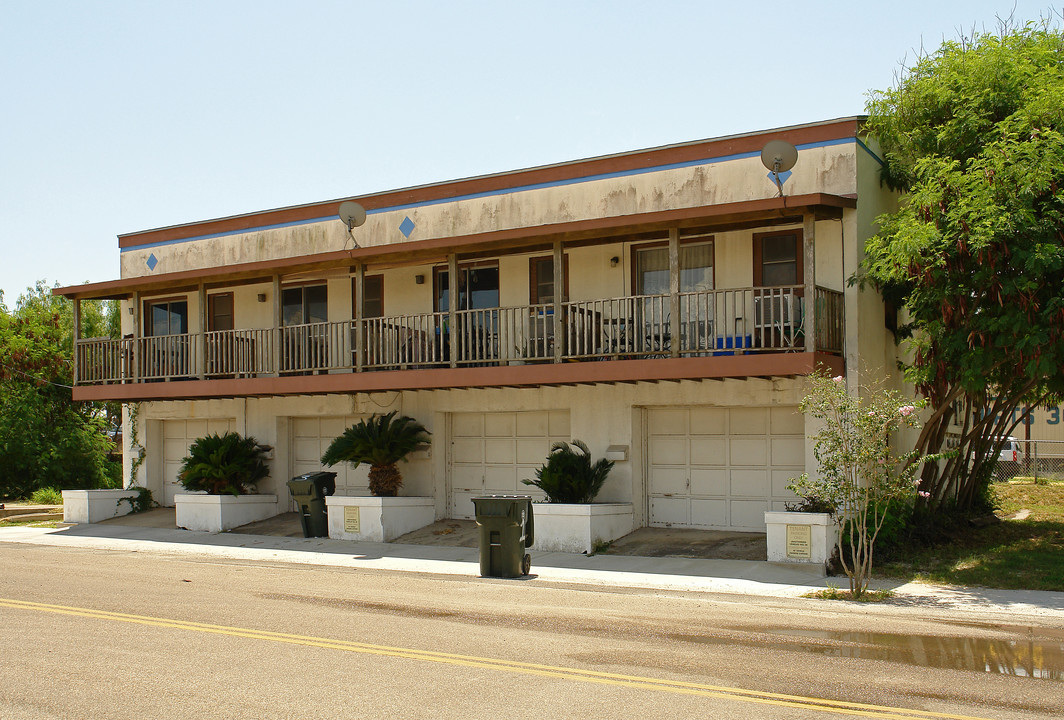 410 Bridgeport Ave in Corpus Christi, TX - Building Photo