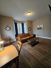 62 Doyle Ave in Providence, RI - Foto de edificio - Building Photo