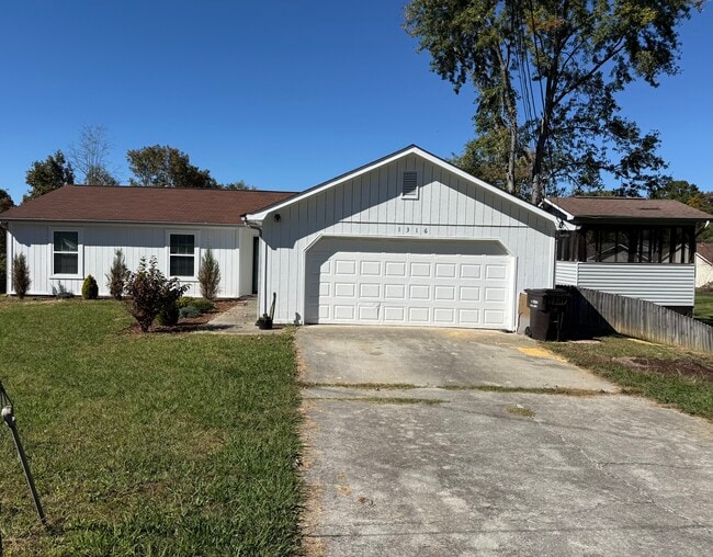 property at 1316 Graycreek Ln