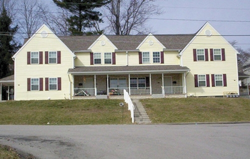 1105-1111 Chamberlain Ave in Fairmont, WV - Building Photo