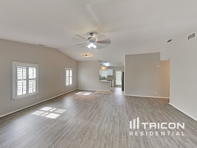 901 Loganwood Dr in Royse City, TX - Building Photo - Building Photo