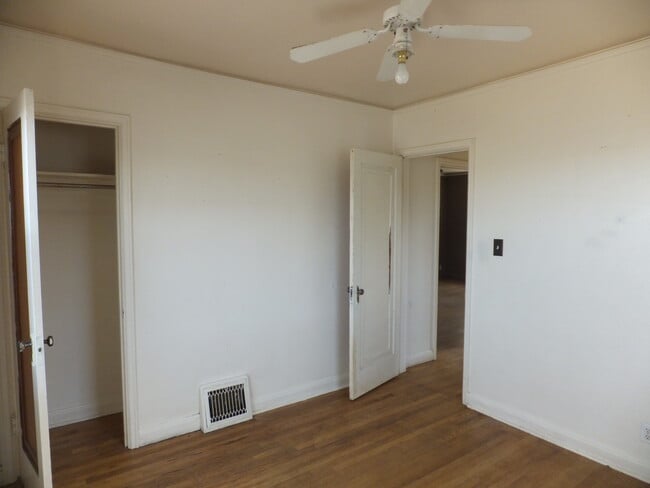 property at 539 Gobel St