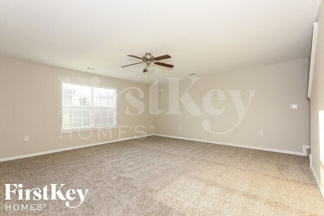 408 Lind Point Ln in Monroe, NC - Building Photo - Building Photo
