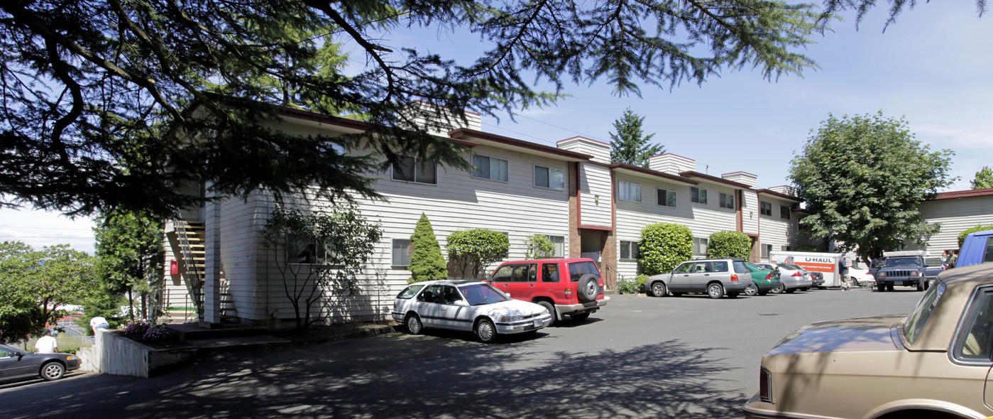 Tabor View East in Portland, OR - Building Photo