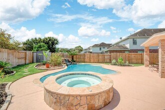 14411 Chartley Falls Dr in Houston, TX - Building Photo - Building Photo