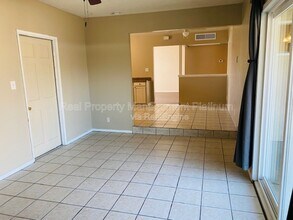 841 W San Gabriel Ave in Clovis, CA - Building Photo - Building Photo