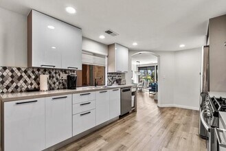 38101 Crocus Ln in Palm Desert, CA - Building Photo - Building Photo