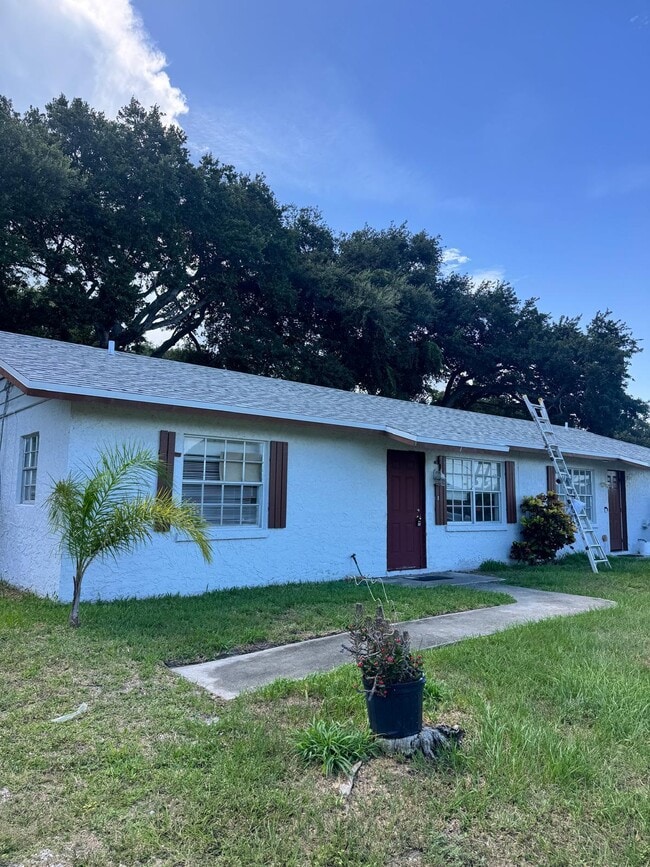 property at 2703 Cherokee Ave