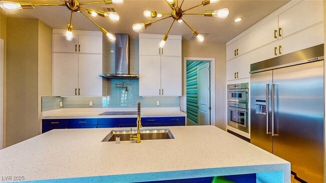 property at 6714 Desert Crimson St