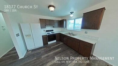 18177 Church St in Roseville, MI - Building Photo - Building Photo