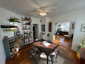 12 Hancock St, Unit 2 in Somerville, MA - Foto de edificio - Building Photo