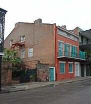 622 Dumaine St in New Orleans, LA - Building Photo
