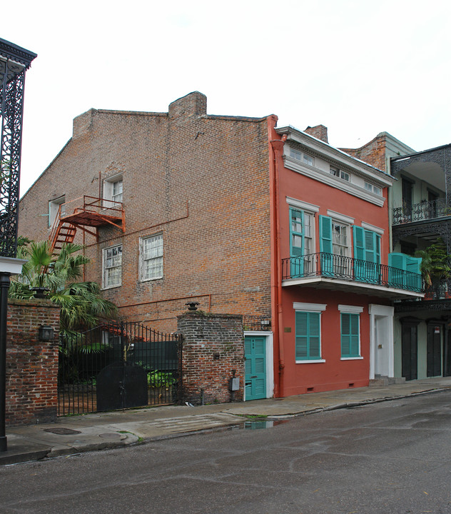 622 Dumaine St in New Orleans, LA - Foto de edificio