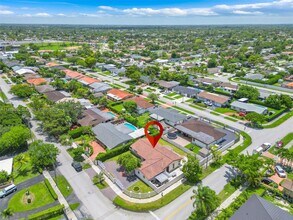 4400 SW 89th Ave in Miami, FL - Building Photo - Building Photo