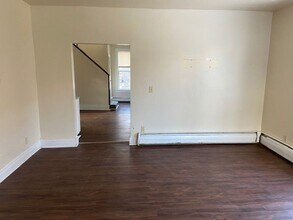 56 Lincoln Ave in Cortland, NY - Foto de edificio - Building Photo