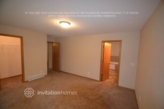 7215 Thomas Ave S in Minneapolis, MN - Building Photo - Building Photo