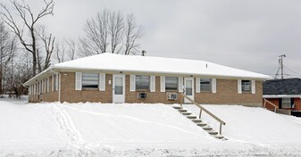 4385 Fair Oaks Rd in Dayton, OH - Building Photo