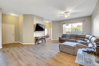 2890 Red Rooster Ct in Las Vegas, NV - Building Photo - Building Photo