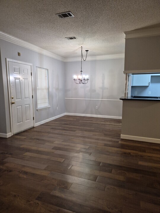 1921 Gornto Rd in Valdosta, GA - Building Photo