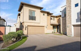 1961 S Wallrade Ln in Gilbert, AZ - Building Photo