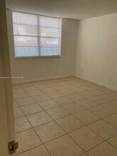 4120 NW 79th Ave, Unit 1D in Doral, FL - Foto de edificio - Building Photo