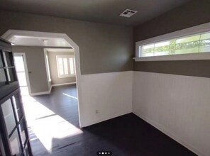 3208 N Shartel Ave in Oklahoma City, OK - Foto de edificio - Building Photo