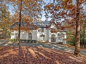 5516 Hardison Rd in Charlotte, NC - Building Photo