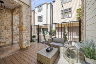 5807 Birdsall Market Pl in Houston, TX - Building Photo - Building Photo