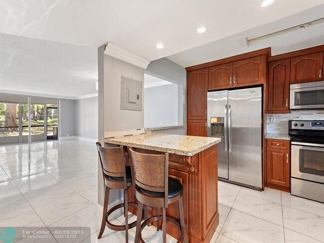 property at 371 S Hollybrook Dr