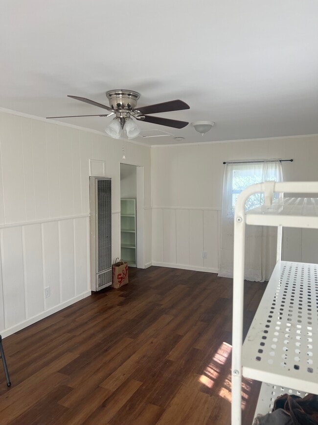 13216 McKinley Ave in Los Angeles, CA - Building Photo - Building Photo