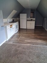 104 5th St S in Virginia, MN - Building Photo