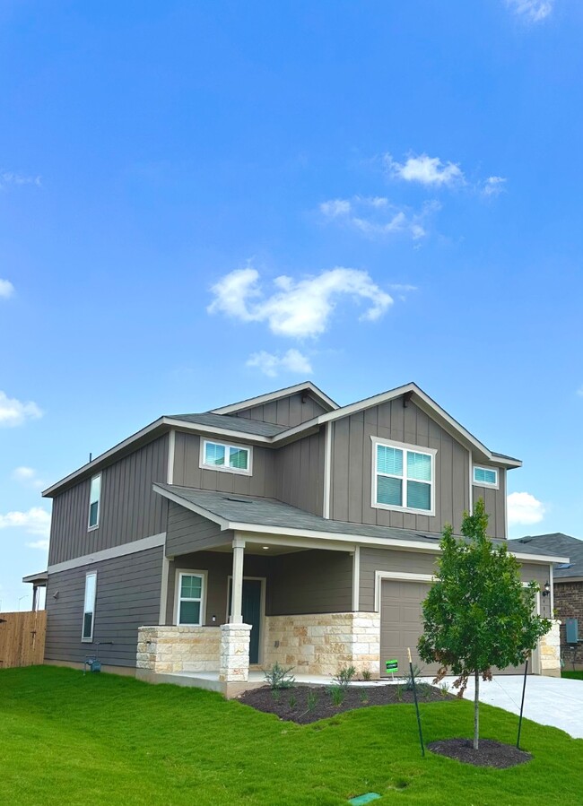 401 Kapok St in Buda, TX - Building Photo - Building Photo