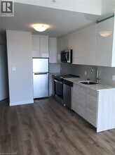 60 Frederick St in Kitchener, ON - Building Photo - Building Photo