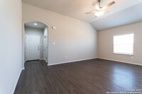 628-630 Ashers Pl in Seguin, TX - Foto de edificio - Building Photo