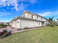 13051 Pebblebrook Point Cir in Ft. Myers, FL - Foto de edificio - Building Photo