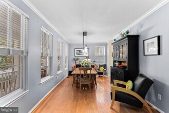 42968 Chesterton St in Ashburn, VA - Building Photo - Building Photo