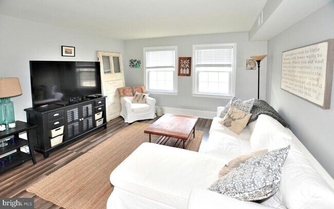 1101 Belle View Blvd-Unit -C1 in Alexandria, VA - Building Photo - Building Photo