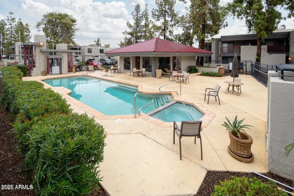 3420 W Danbury Dr in Phoenix, AZ - Building Photo