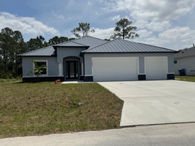 1334 Washburn St SE in Palm Bay, FL - Building Photo