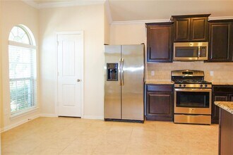 3745 Bainbridge St in Round Rock, TX - Building Photo - Building Photo