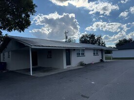 2905 Parker Ave in Ft. Myers, FL - Building Photo