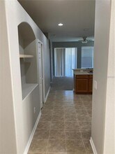 823 College Leaf Way in Ruskin, FL - Building Photo - Building Photo