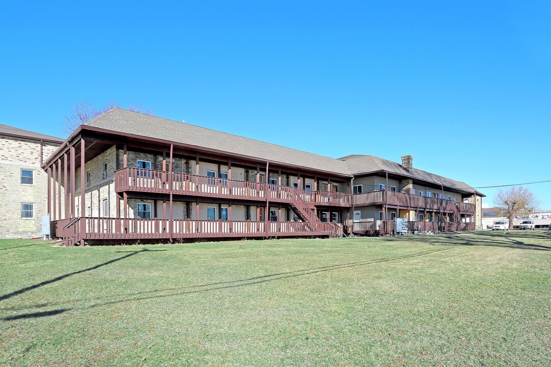 Apartments on the River in Port Huron, MI - Foto de edificio