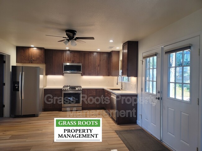 property at 121 E Empire St