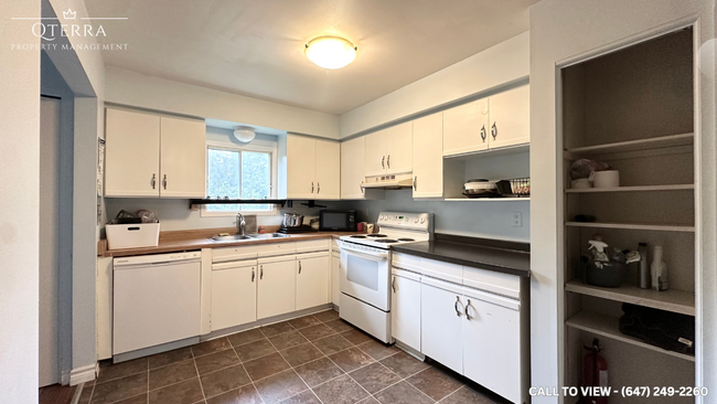 199 Olympic Cres in London, ON - Building Photo - Building Photo