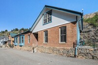 251 Church St in Black Hawk, CO - Foto de edificio - Building Photo