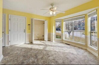 100 Lost Springs Ln SW in Atlanta, GA - Building Photo - Building Photo