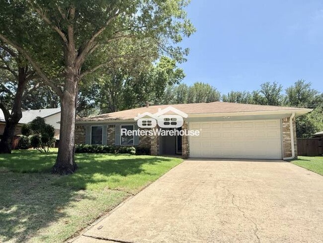 property at 2119 Pecos Dr