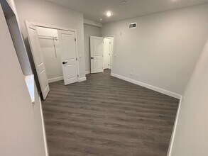 713 N 42nd St, Unit 1 in Philadelphia, PA - Building Photo - Building Photo