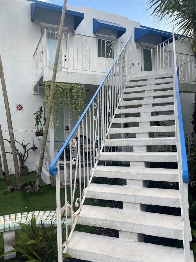 225 SE 16th Ave in Fort Lauderdale, FL - Building Photo - Building Photo